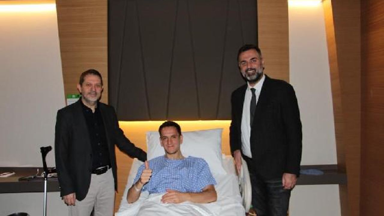 Beşiktaşlı Amir Hadziahmetovic ameliyat oldu