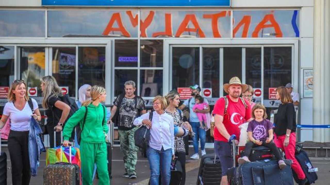 Antalya, turizmde yeni sezona rekorla başladı
