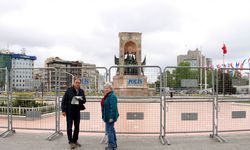 1 Mayıs için Taksim Meydanı’na demir bariyerler getirildi