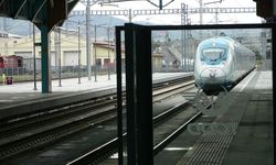 Sivas- İstanbul aktarmasız Yüksek Hızlı Tren ilk seferini yaptı