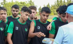 Denizlispor'da gençler sahaya indi