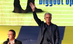 Jose Mourinho'nun imza töreni Avrupa basınında