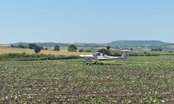 Tekirdağ'da eğitim uçağı, tarlaya zorunlu iniş yaptı