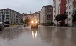 Yozgat’ta şiddetli rüzgar, çatıları uçurdu