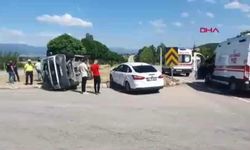 TOKAT'ın Niksar İlçesinde trafik kazası, 18 kişi yaralandı.