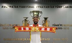 Göztepe'de Nazım ve Koray geldi; Tarkan gitti