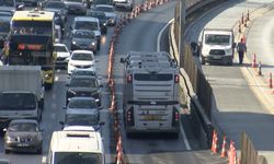 Bakırköy'de 'Beyaz yol' çalışması nedeniyle trafik yoğunluğu