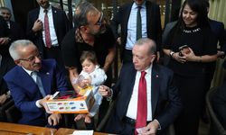 Cumhurbaşkanı Erdoğan'dan pastane ziyareti