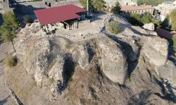 Amida Höyük kazısında, Çanakkale gazisine ait rozet bulundu