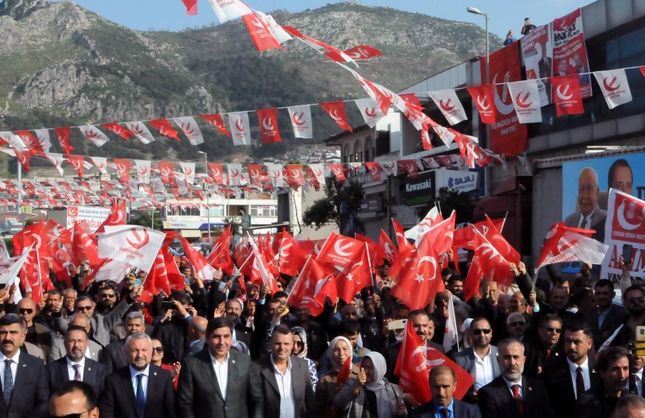 Erbakan: Ey troller bizim şartlarımız belli, İstanbul adayımızı çekmeye hazırız
